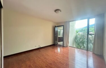 Apartment for rent in a condominium in San Rafael de Escazú.
