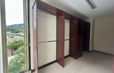 Apartment for rent in a condominium in San Rafael de Escazú.