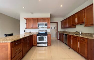 Alquiler de apartamento en condominio en San Rafael Escazú.