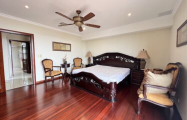 Venta de apartamento en condominio en San Rafael, Escazú.