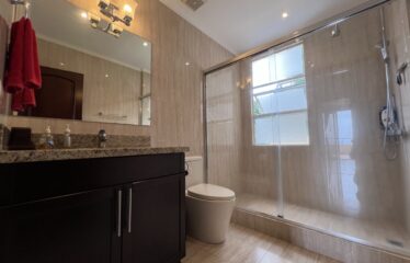 Venta de apartamento en condominio en San Rafael, Escazú.