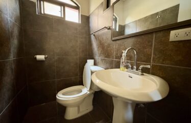 Venta de Condominio con 3 apartamentos en Lomas de Ayarco, Curridabat