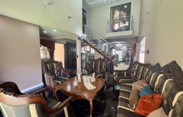 Venta de Condominio con 3 apartamentos en Lomas de Ayarco, Curridabat