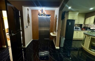 Venta de Condominio con 3 apartamentos en Lomas de Ayarco, Curridabat