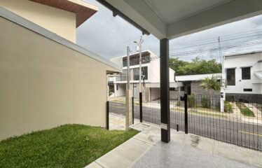 Alquiler de casa en condominio en Brasil de Mora, Santa Ana.