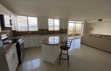 Alquiler de apartamento en condominio en San Rafael Escazú.