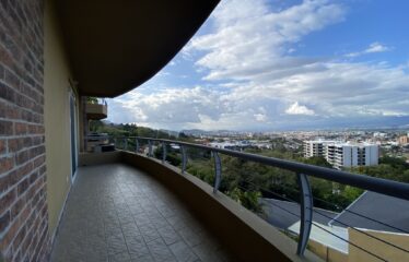 Alquiler de apartamento en condominio en San Rafael Escazú.
