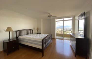 Alquiler de apartamento en condominio en San Rafael Escazú.