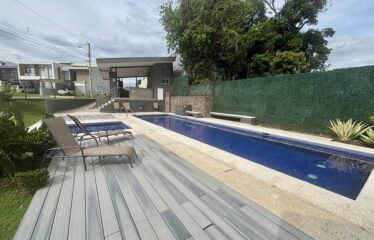 Lot for sale in a condominium in Brasil de Mora.