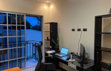 Apartment for rent in a condominium in Curridabat.