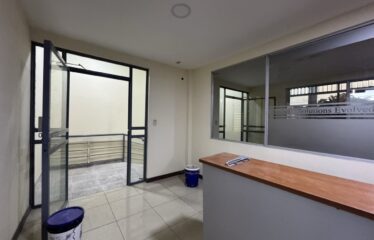 Venta de edificio ubicado en Curridabat.