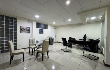 Venta de edificio ubicado en Curridabat.