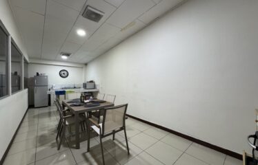 Venta de edificio ubicado en Curridabat.
