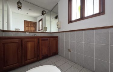 Alquiler de casa en Rohrmoser.