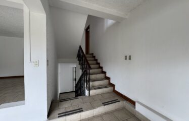 Alquiler de casa en Rohrmoser.