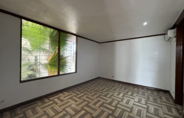 Alquiler de casa en Rohrmoser.