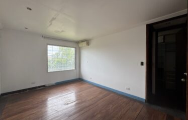 Alquiler de casa en Rohrmoser.