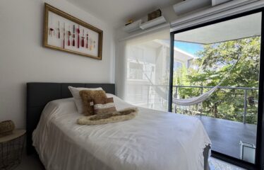 Alquiler de apartamento en condominio en Rio Oro, Santa Ana