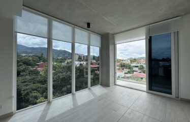 Alquiler de apartamento en condominio en Avenida Escazú.