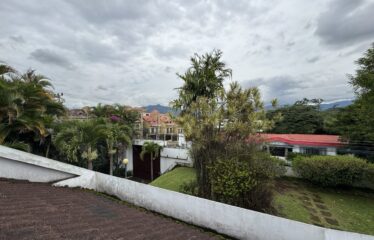 Venta de casa en Guayabos de Curridabat.