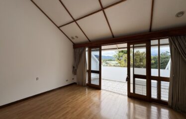 Venta de casa en Guayabos de Curridabat.