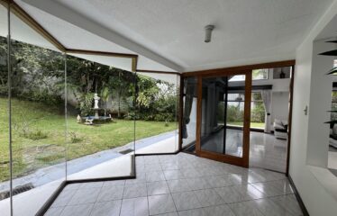 Venta de casa en Guayabos de Curridabat.