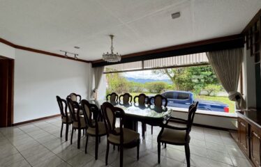 Venta de casa en Guayabos de Curridabat.