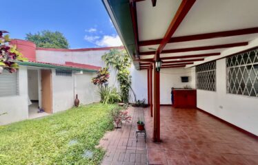 Alquiler de casa en Sabana Sur.