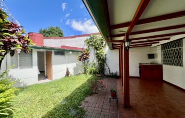 Alquiler de casa en Sabana Sur.