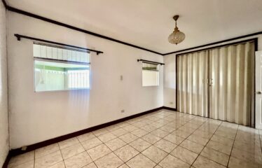 Alquiler de casa en Sabana Sur.