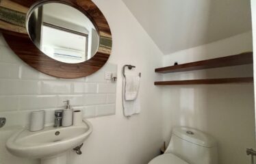 Alquiler de apartamento en condominio en Santa Ana.