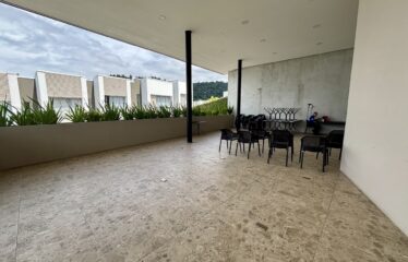 Alquiler de apartamento en condominio en Santa Ana.