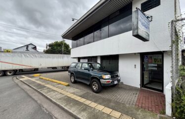 Alquiler de local comercial en San Pedro.