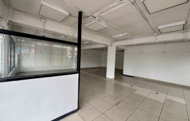Alquiler de local comercial en San Pedro.