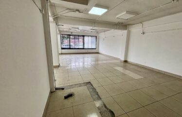 Alquiler de local comercial en San Pedro.