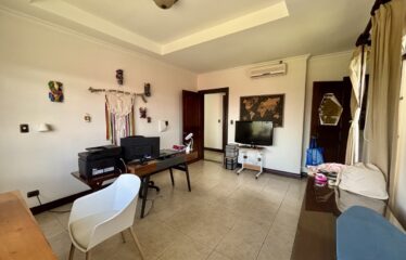 Alquiler de casa en condominio en Rio Oro, Santa Ana.