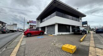 Alquiler de local comercial en San Pedro.