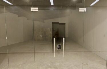 Alquiler de local comercial en Curridabat.