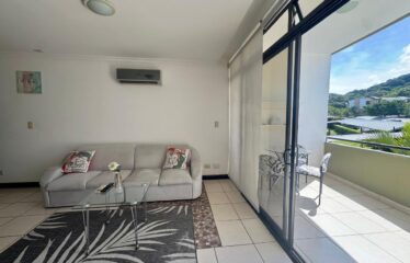 Alquiler de apartamento amueblado en condominio en Rio Oro.