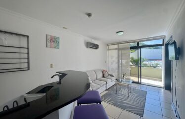 Alquiler de apartamento amueblado en condominio en Rio Oro.