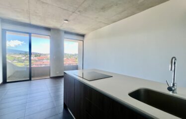 Alquiler de apartamento en condominio La Uruca, San José.