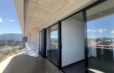 Alquiler de apartamento en condominio La Uruca, San José.