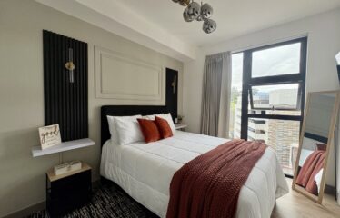 Venta de apartamento amueblado en condominio en Sabana.