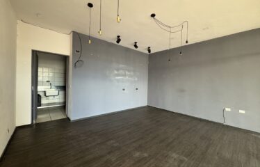 Alquiler de local comercial en San Rafael de Escazú.