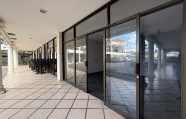 Alquiler de local comercial en San Rafael de Escazú.