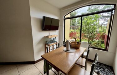 Venta de casa en condominio en Guayabos, Curridabat.