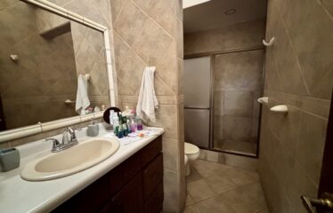 Venta de casa en condominio en Guayabos, Curridabat.