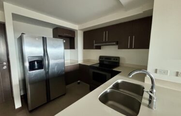Alquiler de apartamento en condominio en Barrio Dent, San Pedro.