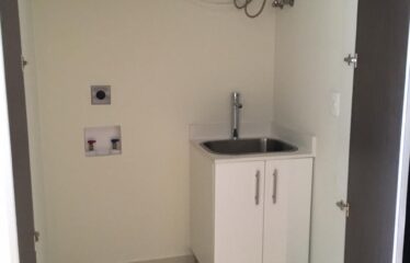 Apartment rental in a condominium in Santa Ana.