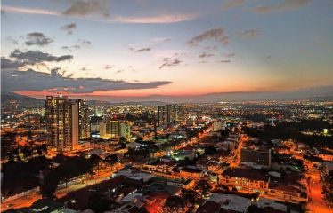 Furnished apartment for rent in a condominium in La Sabana